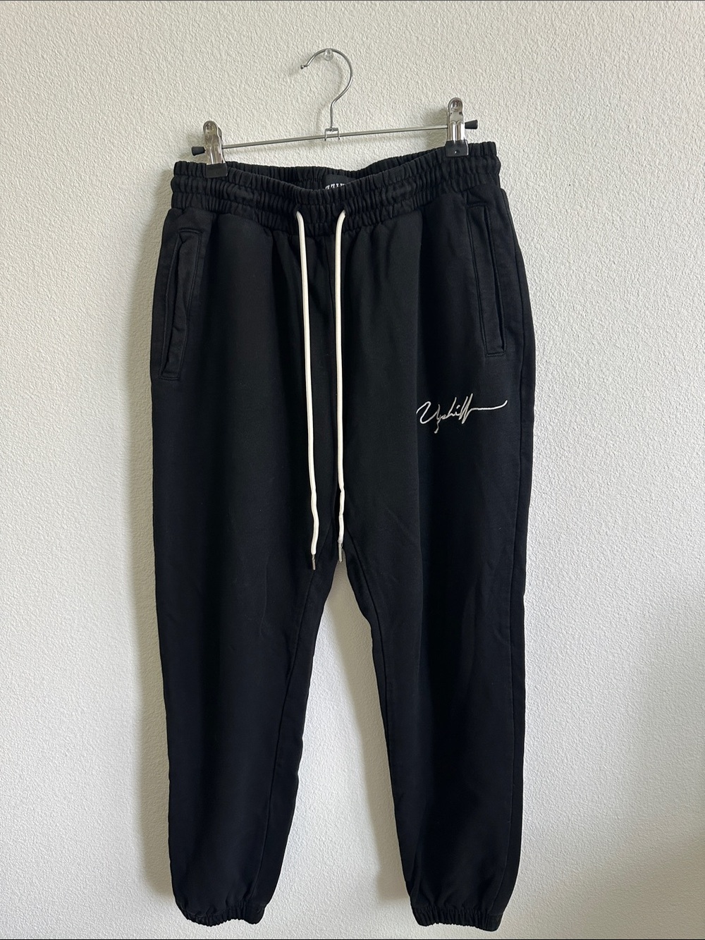 Men's Black Signature Drawstring Joggers